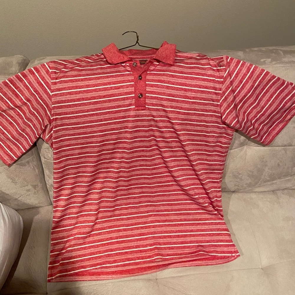 Red golf button up polo. ⛳️